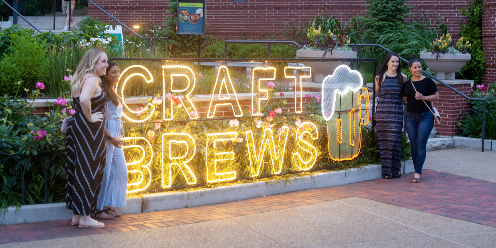 Craft Brews at Lincoln Park Zoo